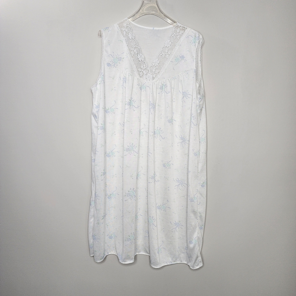 Vintage Granny Nighty Baby Blue Floral White Lace Trim Nightgown - Picture 1 of 6